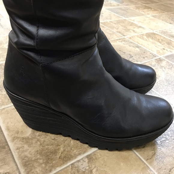 Fly London YOA Wedge Platform Side Zip Boots Women Size 9 1/2 40 Rare HTF - Picture 6 of 16